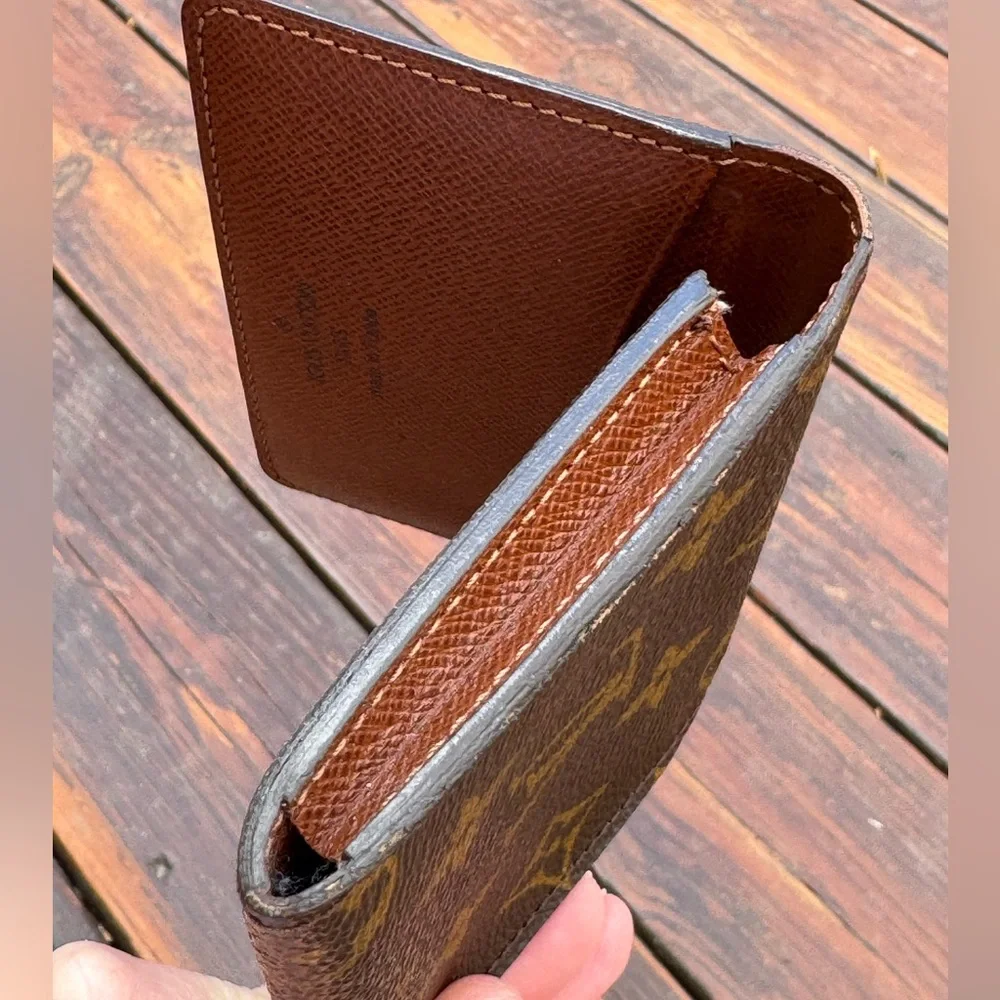 Louis Vuitton Men’s Business Card Wallet Case Monogram Canvas